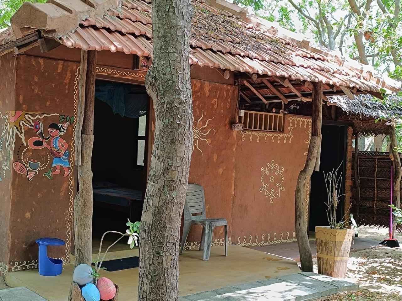 Light House Beach Hut Komari Zewnętrze zdjęcie