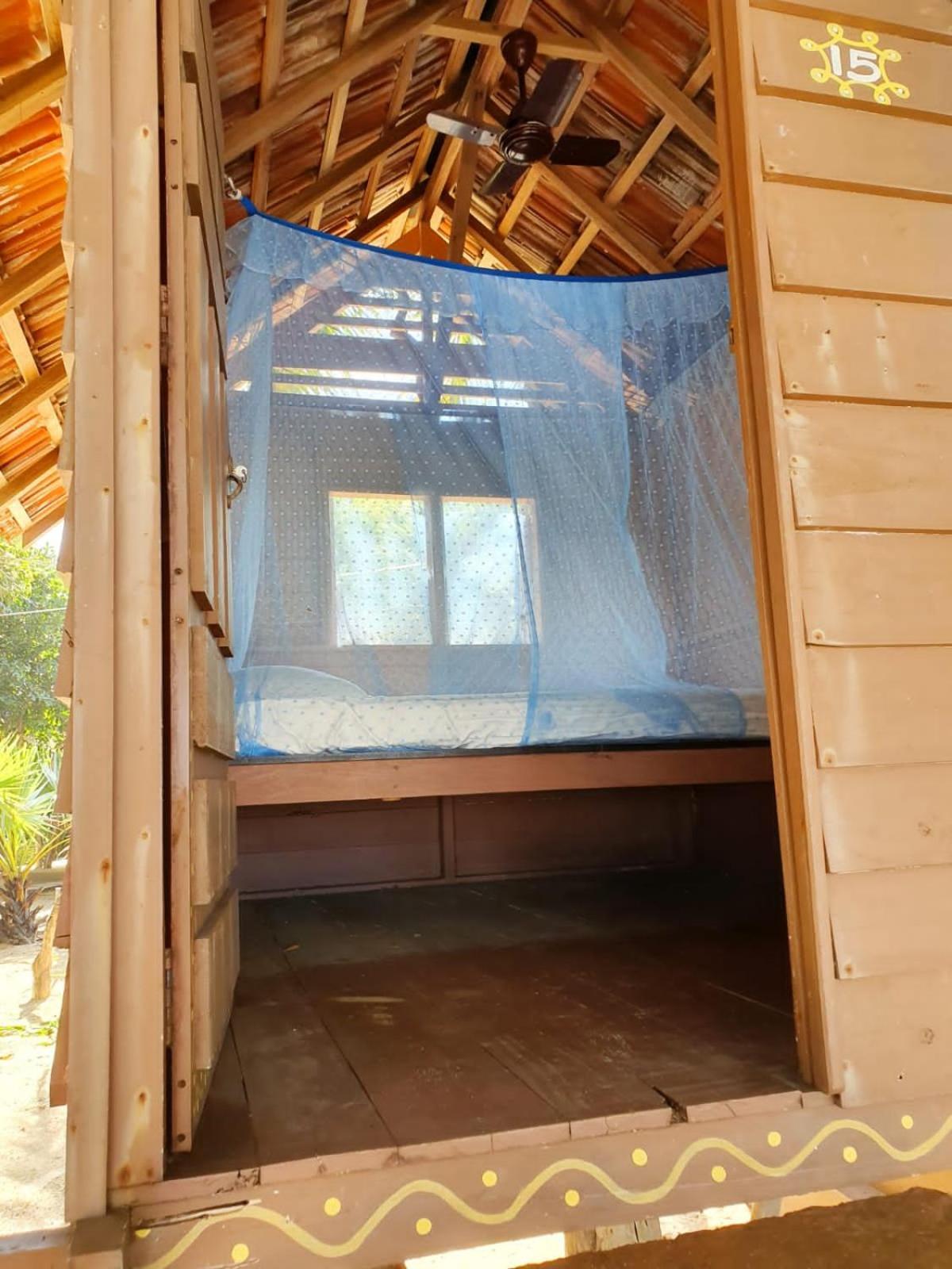 Light House Beach Hut Komari Zewnętrze zdjęcie