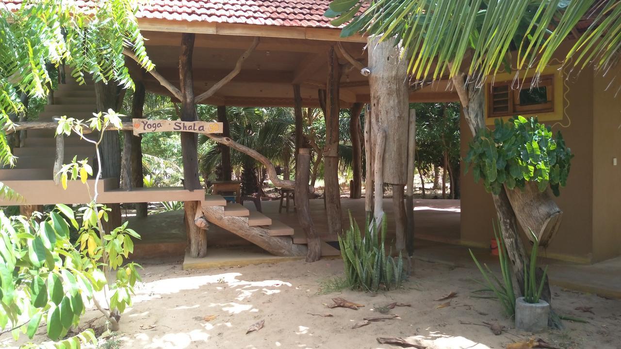 Light House Beach Hut Komari Zewnętrze zdjęcie