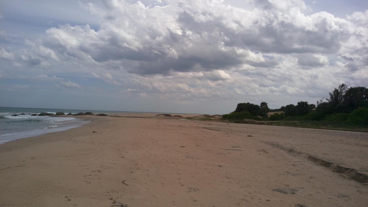 Light House Beach Hut Komari Zewnętrze zdjęcie